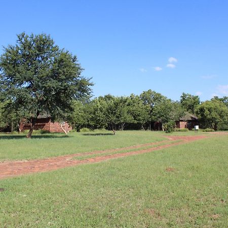 Little Swift Chalets Kophou Екстериор снимка